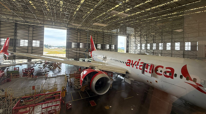 Empresarios del Aburrá Sur exploran sector aeronáutico